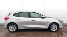 Ford Focus 1.0 EcoBoost 125 Titanium Edition 5dr Auto Petrol Hatchback
